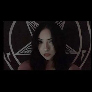 Meet your Posher, Hailey